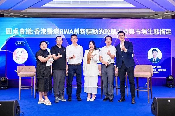 艺术与科技碰撞的新大陆：ULTILAND如何重塑我们的艺术体验？
